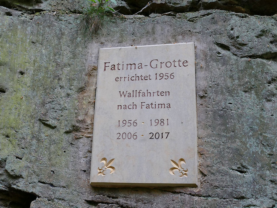 Baunataler Wallfahrt zur Naumburger Fatima Grotte (Foto: Karl-Franz Thiede)